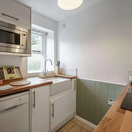 Vakantiehuis 2 Bed In Croglin 83330 *