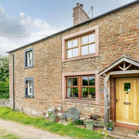 2 Bed In Carlisle Oc-83330 Holiday home