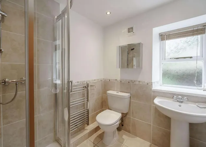 2 Bed In Carlisle Oc-83330 *