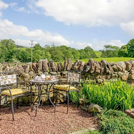 Holiday home 2 Bed In Carlisle Oc-83330 *